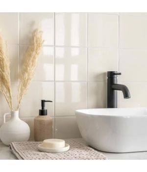 Monocolour Hueso Cream Flat Gloss Square 150x150 Ceramic Tiles